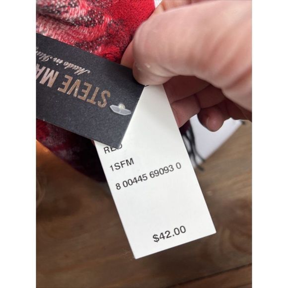 NWT Steve Madden Mid Weight Ombre Red Paisley Muffler Scarf $42 - Picture 6 of 6